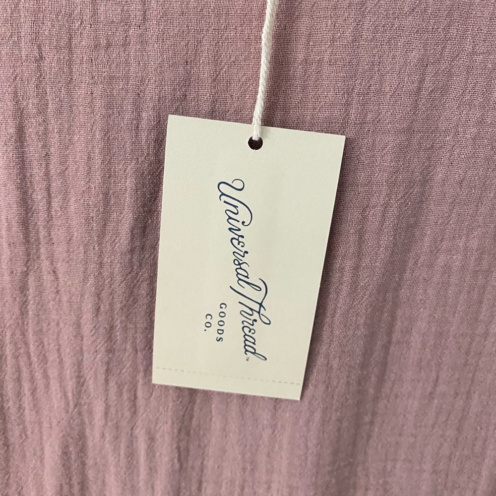 NWT Universal Thread Top - Picture 5 of 5